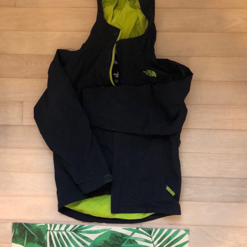 Boys M (10) NorthFace shell.